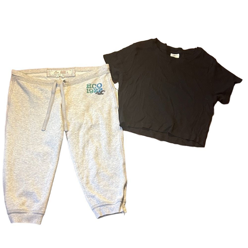 Holster m Light Gray Jogger Sweatpants with black crop top in box 25